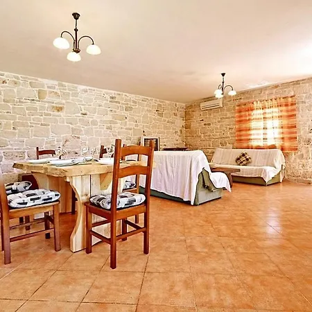 David Tatil Evi Jakici